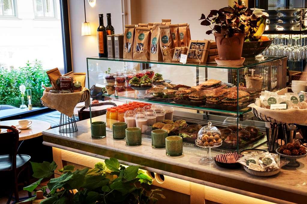 Villa Dagmar Sztokholm Restauracja zdjęcie A display of coffee and pastries at a café in Stockholm, Sweden