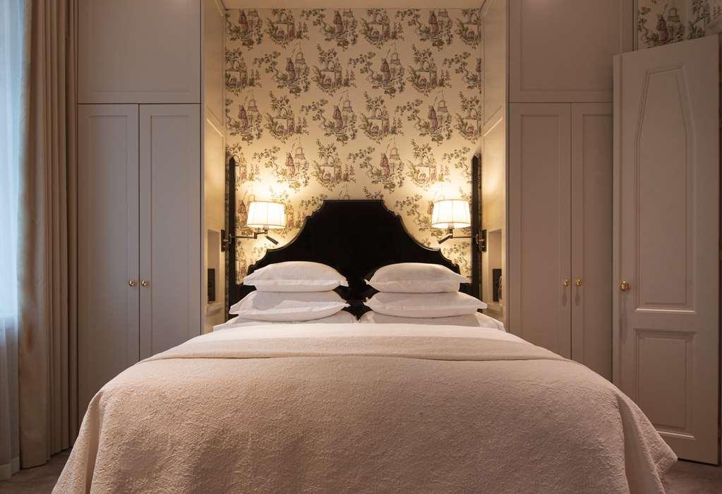 Villa Dagmar Sztokholm Pokój zdjęcie A bedroom at the Hotel de Matignon