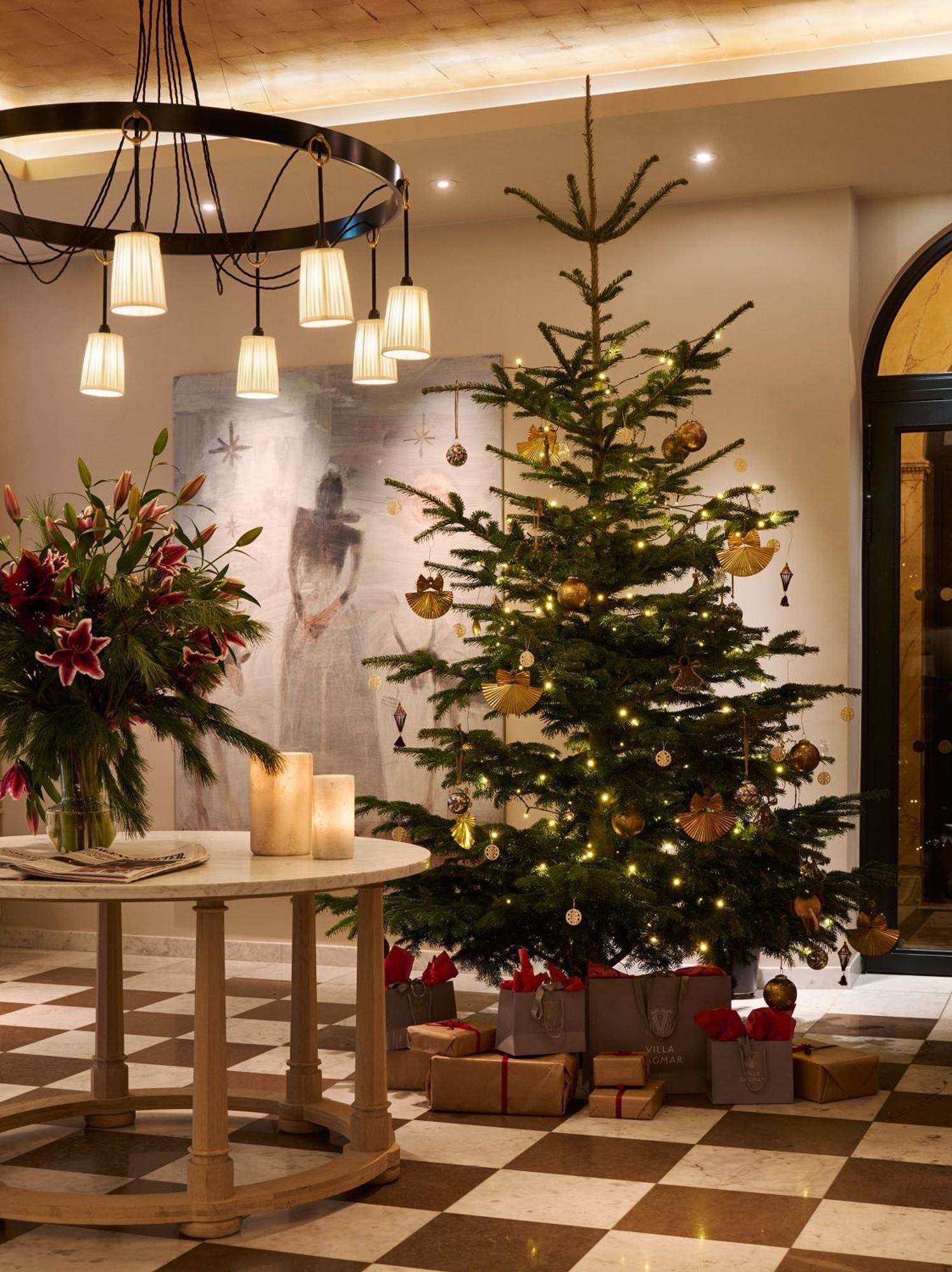 Villa Dagmar Sztokholm Zewnętrze zdjęcie A Christmas tree